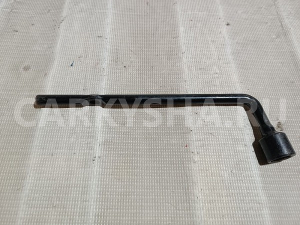 Ключ баллонный Lexus RX 