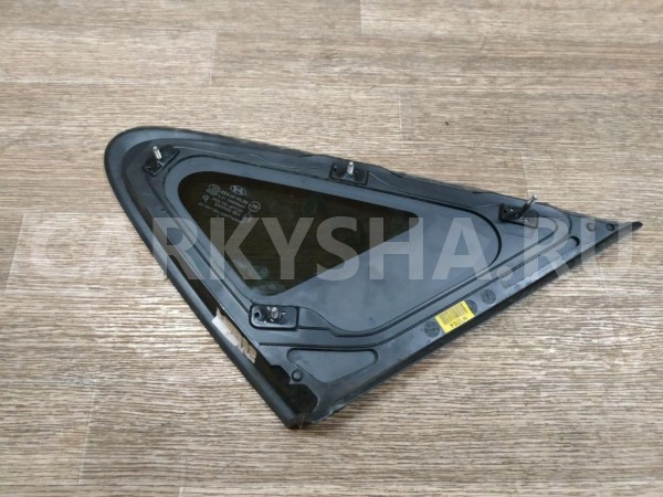 Стекло кузовное глухое левое Hyundai ix35 оригинальный номер 878102S000