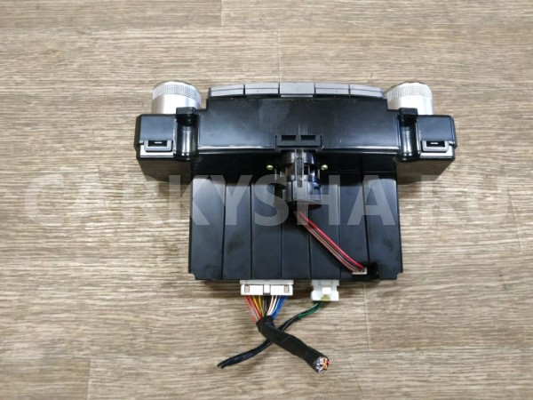 Блок управления климатической установкой Ssang Yong Actyon 