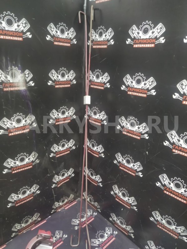 Петли крышки багажника Mitsubishi Lancer 9 2006г Mitsubishi i оригинальный номер MR954154