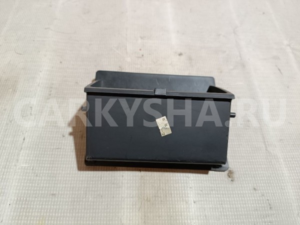 Ящик передней консоли Lifan Solano оригинальный номер B5305132