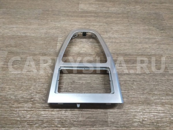 Накладка (кузов внутри) Land Rover Freelander оригинальный номер 6H52A046C34