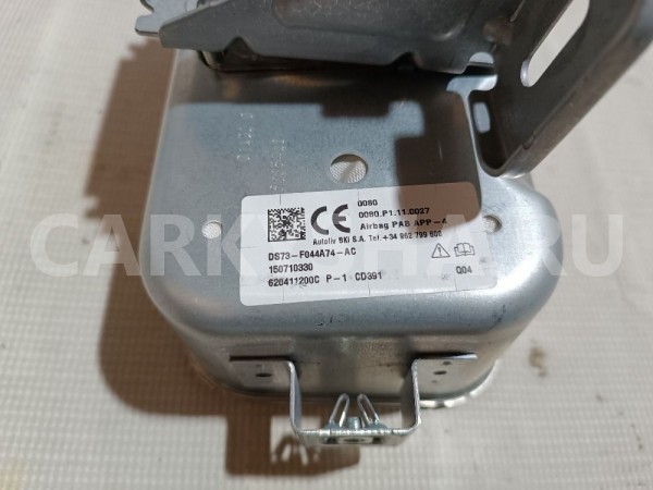 Подушка безопасности в торпедо Ford Mondeo 