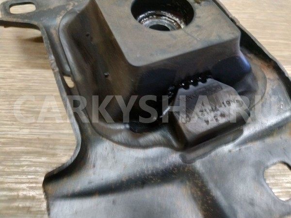 Опора КПП левая Mazda 3 