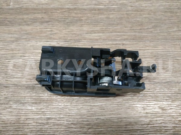 Ручка двери внутренняя левая Toyota Avensis 