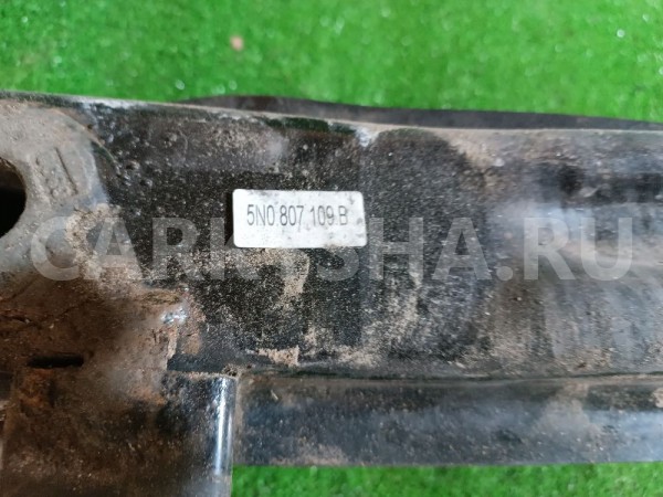 Усилитель переднего бампера Volkswagen Tiguan 