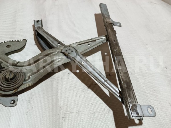 Стеклоподъемник электр. задний правый Mitsubishi Diamante 