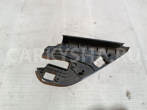 Накладка зеркала внутренняя правая Skoda Fabia 