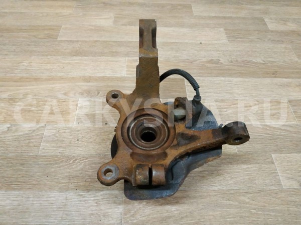 Кулак поворотный передний правый Chevrolet Lacetti 