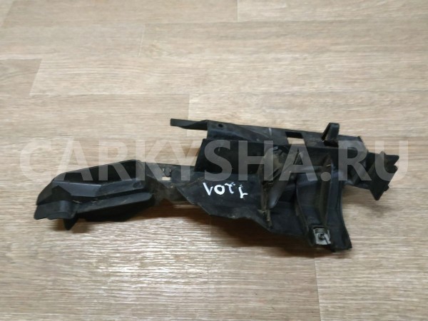 Накладка крыла переднего правого Ford Focus 