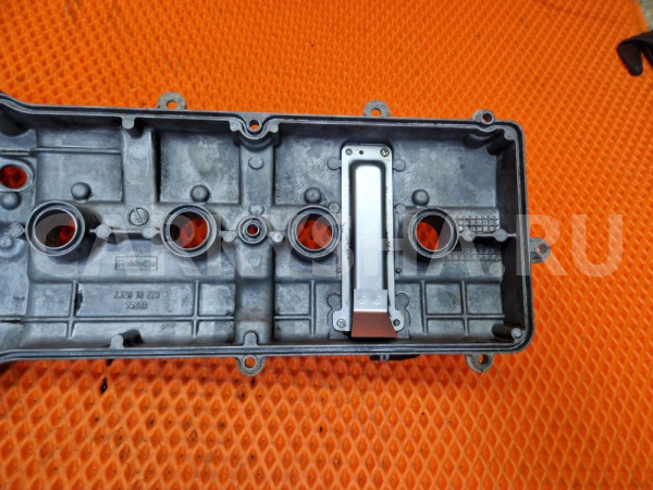 Клапанная крышка mazda 3 bk Z6 ZY VE 1.6 Mazda 2 оригинальный номер zj2010220