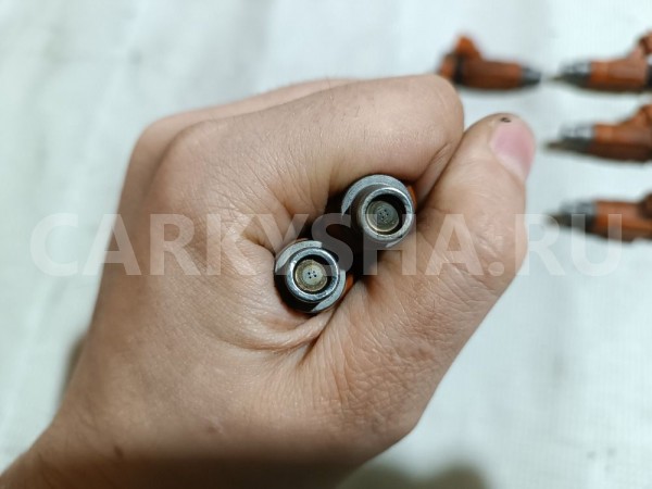 Форсунки топливные к-кт Mitsubishi Diamante 