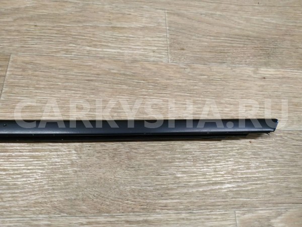 Накладка стекла заднего левого BMW 5er 