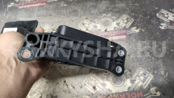 Педаль газа Лада 2190 2191 Гранта ВАЗ (Lada) Granta оригинальный номер 11183110850001