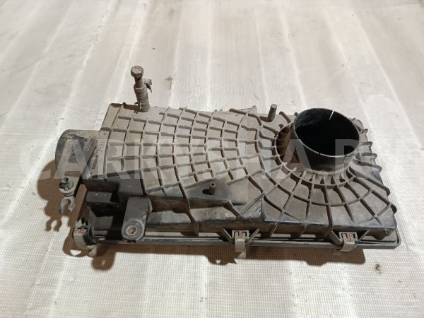 Корпус воздушного фильтра Nissan Sunny 