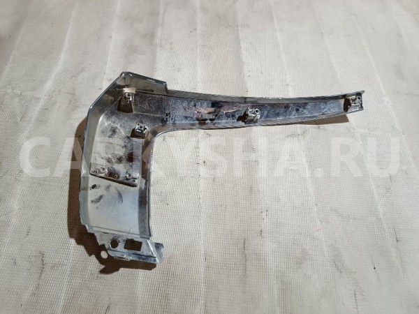 Накладка переднего бампера правая Mitsubishi Outlander 