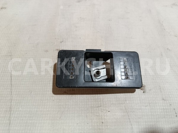 Кронштейн (сопут. товар) Volkswagen Tiguan 