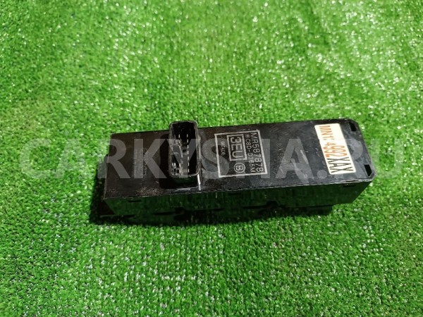 Блок управления стеклоподъемниками Mitsubishi Lancer 