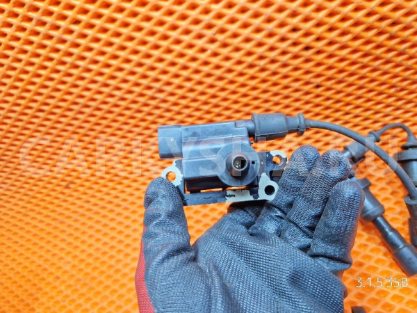 Катушка зажигания пара Lancer 9 4G63 2.0 Mitsubishi i 