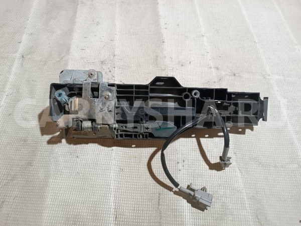 Ручка двери передней наружная правая Nissan Juke 