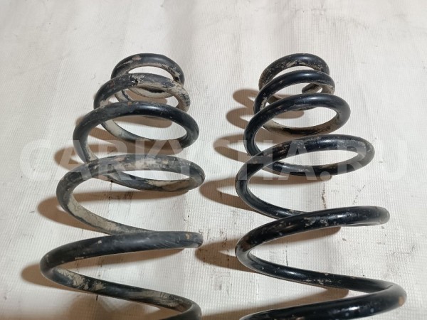 Пружины передние к-кт Mitsubishi Diamante оригинальный номер MB914693