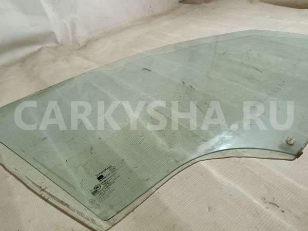 Стекло двери передней правой Ssang Yong Rexton 