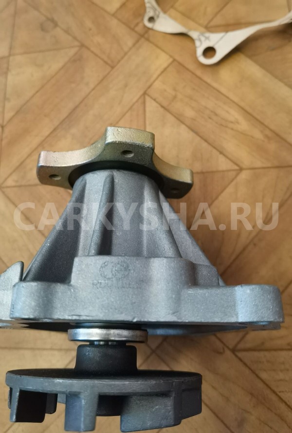 Насос водяной (помпа) Nissan Laurel 
