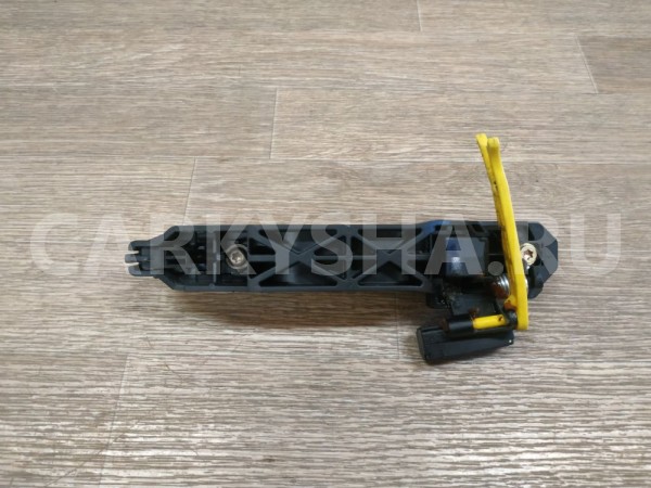 Ручка двери задней наружная левая Toyota Avensis 