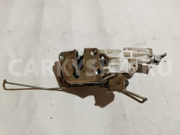 Замок двери передней левой Mitsubishi Diamante оригинальный номер MR236559