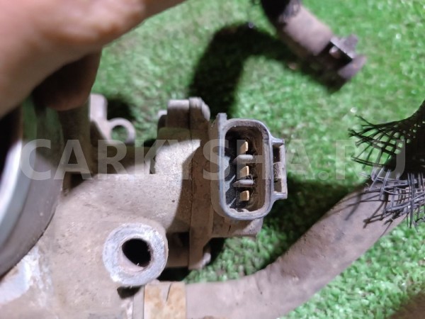 Заслонка дроссельная механическая Toyota Corolla оригинальный номер 222100D020
