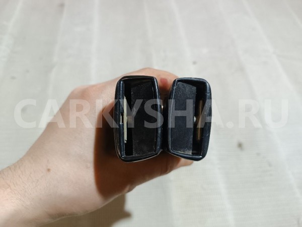 Ответная часть заднего ремня безопасности Volvo 740 