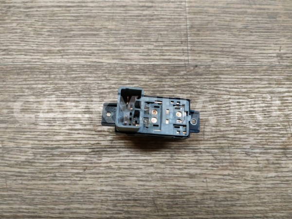 Кнопка стеклоподъемника Ssang Yong Actyon 