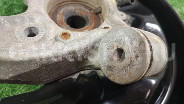 Кулак задний левый Audi A8 2004 Audi 200 оригинальный номер 4E0505435C