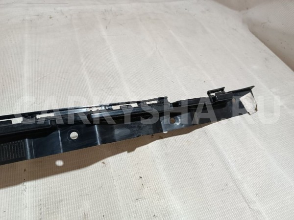 Кронштейн заднего бампера центральный Ford Mondeo 