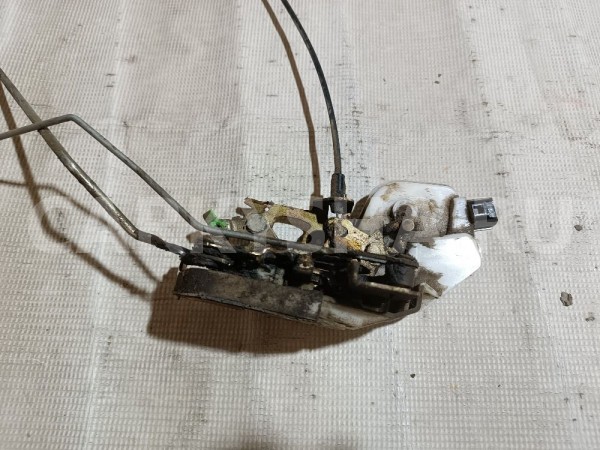 Замок двери передней правой Mitsubishi Dingo 