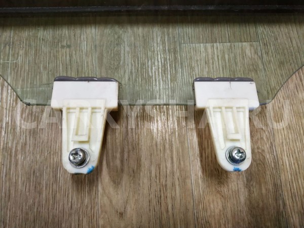 Стекло двери задней правой Suzuki Liana оригинальный номер 8450354G00