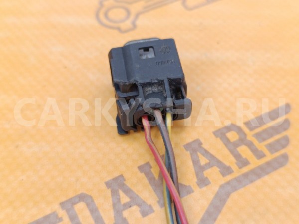 Разъём проводки двигателя Mercedes-Benz E200 Mercedes-Benz E-klasse 