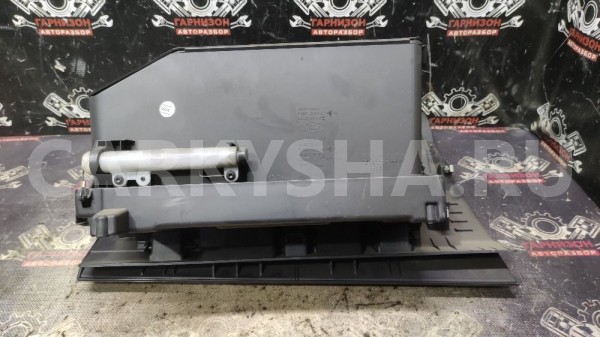 Бардачок вещевой ящик Форд Фокус 3 Ford Focus оригинальный номер BM51A06044