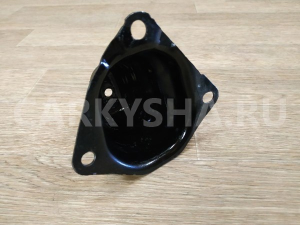 Кронштейн усилителя заднего бампера левый Nissan Qashqai 