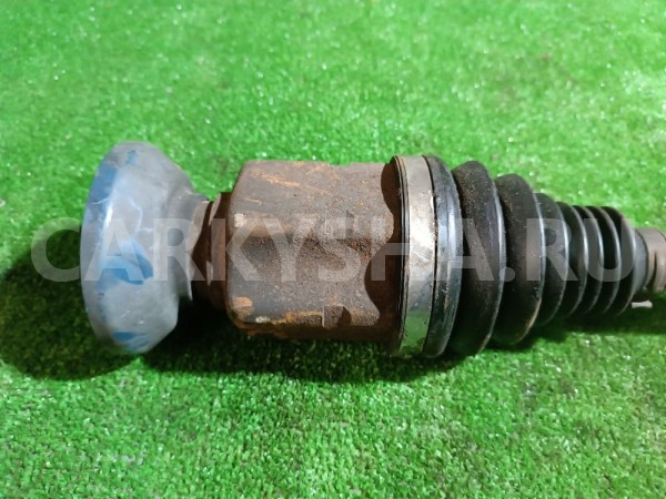 Полуось передняя правая Volkswagen Tiguan 