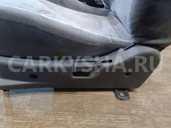 Сиденье переднее левое Suzuki Cultus 