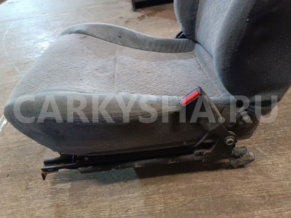 Сиденье переднее правое Suzuki Cultus 