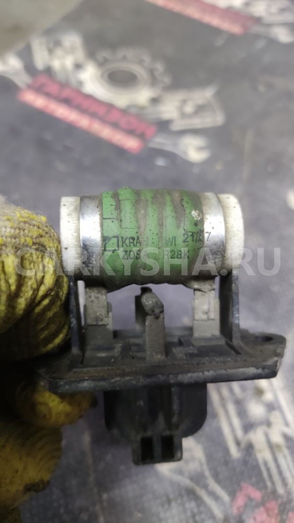 Резистор вентилятора охлаждения Хендай Гетц Hyundai Getz оригинальный номер 253851C150