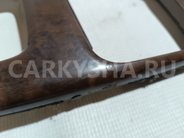 Накладка центральной консоли Mitsubishi Diamante 