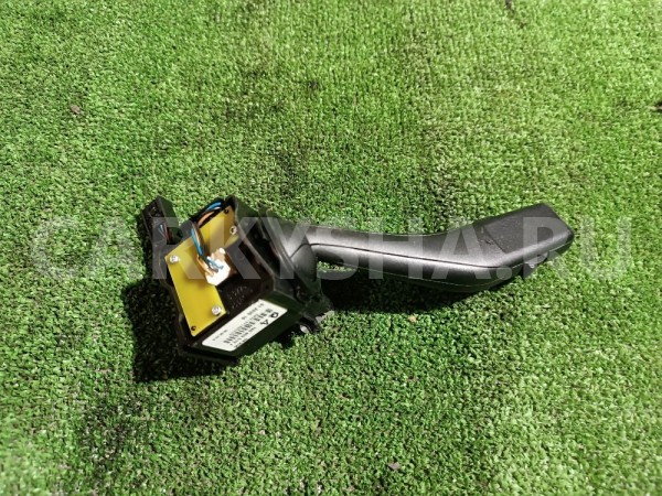 Переключатель стеклоочистителей Volkswagen Tiguan 