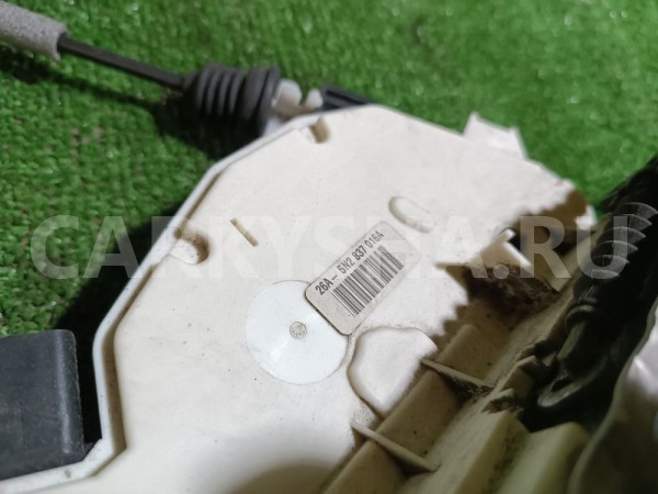 Замок двери передней правой Volkswagen Tiguan 