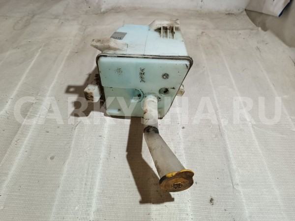 Бачок омывателя Nissan Primera 