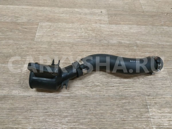 Маслозаливная горловина Land Rover Freelander 