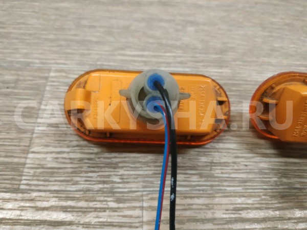 Повторитель на крыло желтый Ford Fusion 