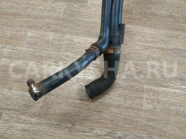 Горловина топливного бака Toyota Avensis 